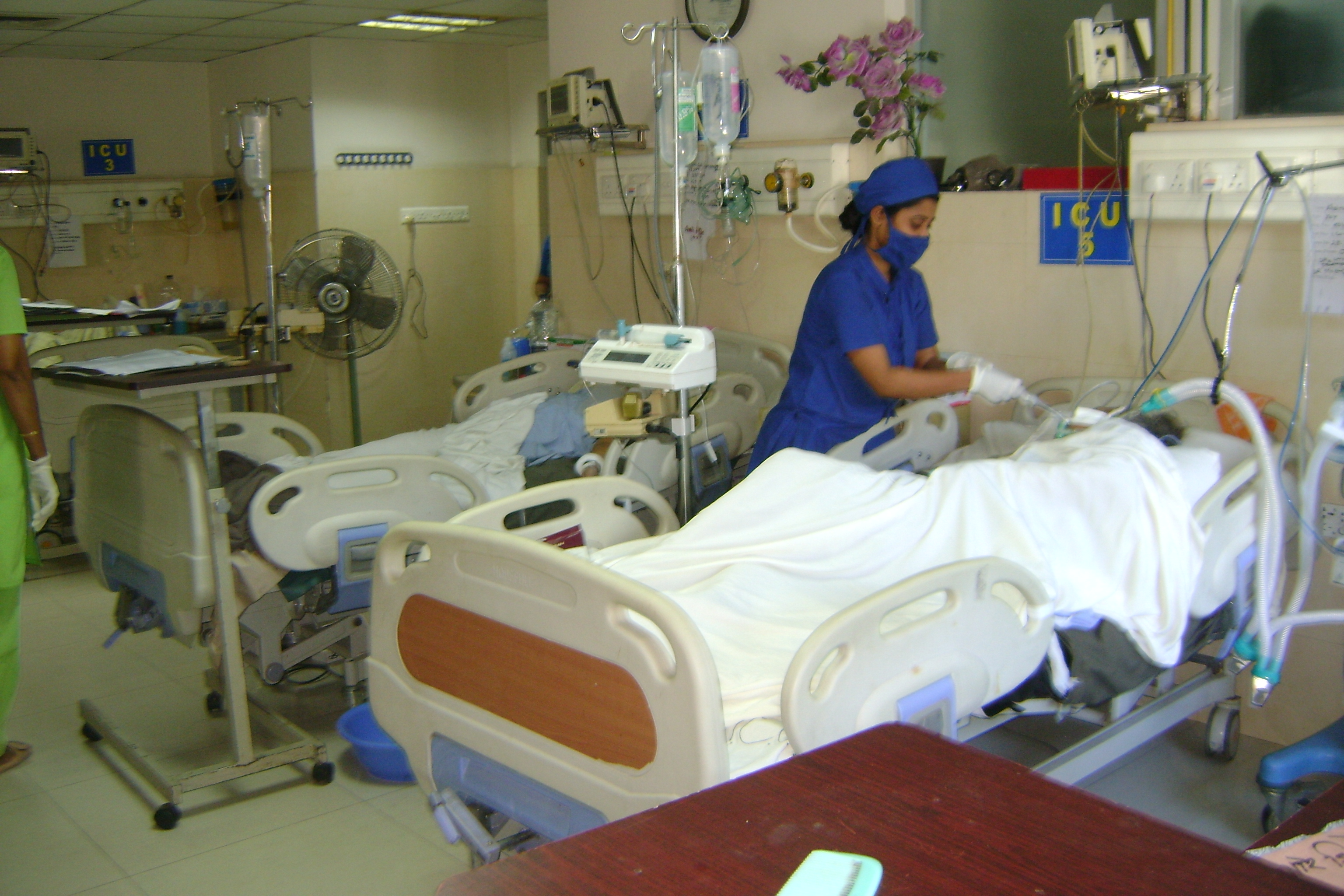 Intensive Care Unit (ICU)